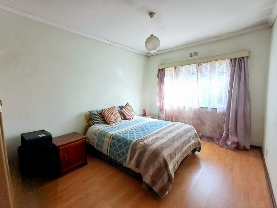 5 Bedroom Property for Sale in Vaalpark Free State